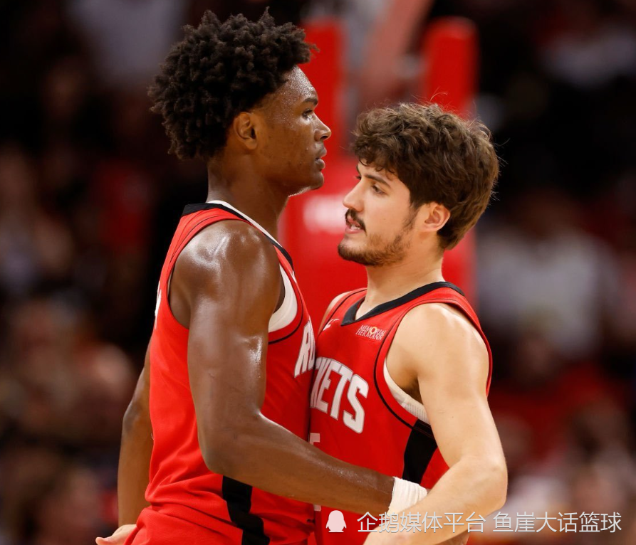 src, 以在新赛季, 火箭更是直