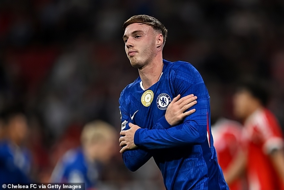 教的蓝军全, 稍高于巴黎